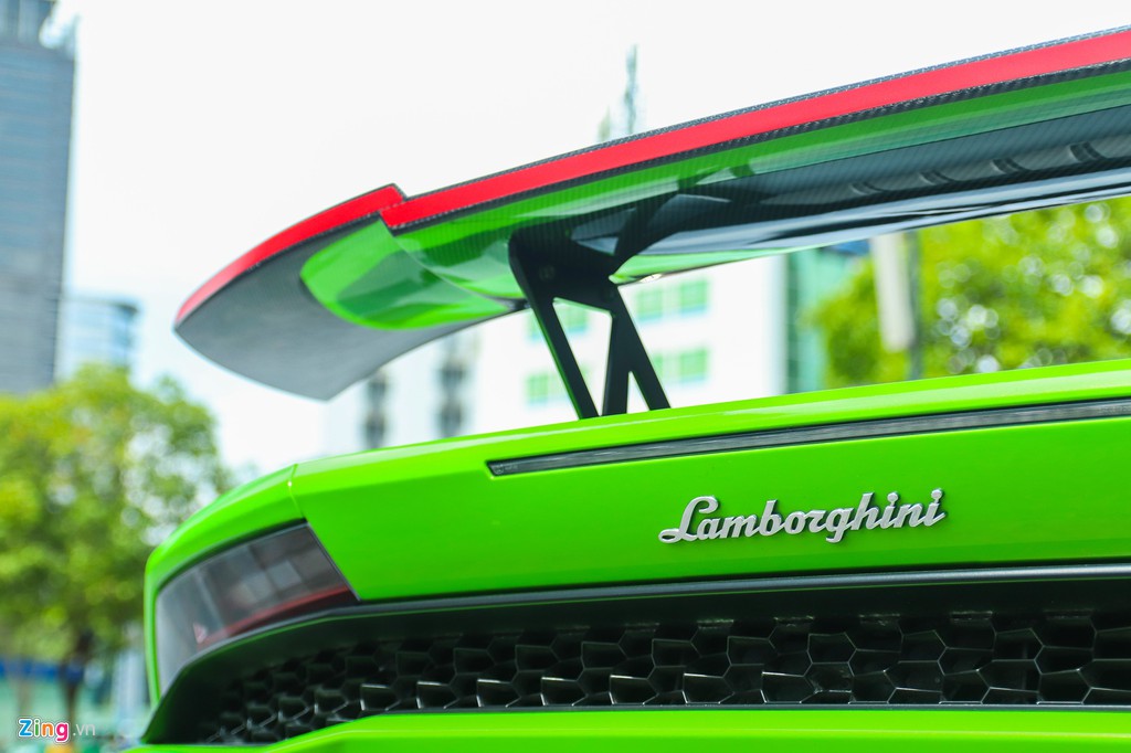 Lamborghini Huracan khoac ao xe dua GT3 tai TP.HCM hinh anh 6
