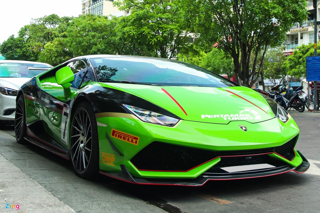 Lamborghini Huracan khoac ao xe dua GT3 tai TP.HCM hinh anh 12