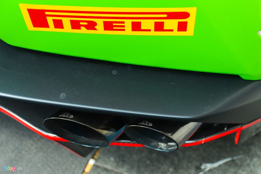 Lamborghini Huracan khoac ao xe dua GT3 tai TP.HCM hinh anh 8