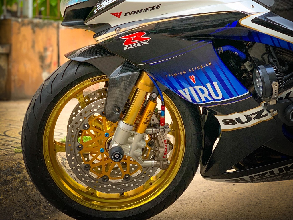 Suzuki GSX-R750 voi goi do nua ty dong tai TP.HCM hinh anh 5