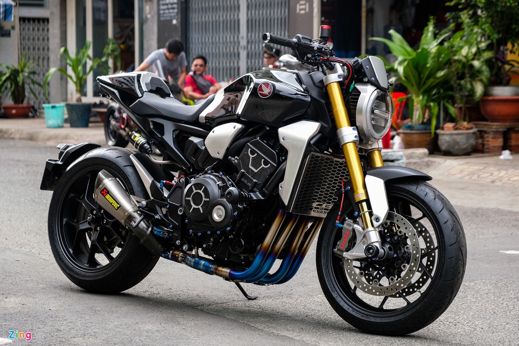Honda CB1000R Plus voi goi do 200 trieu dong cua biker TP.HCM hinh anh 2 HondaCB1000_zing_11.jpg