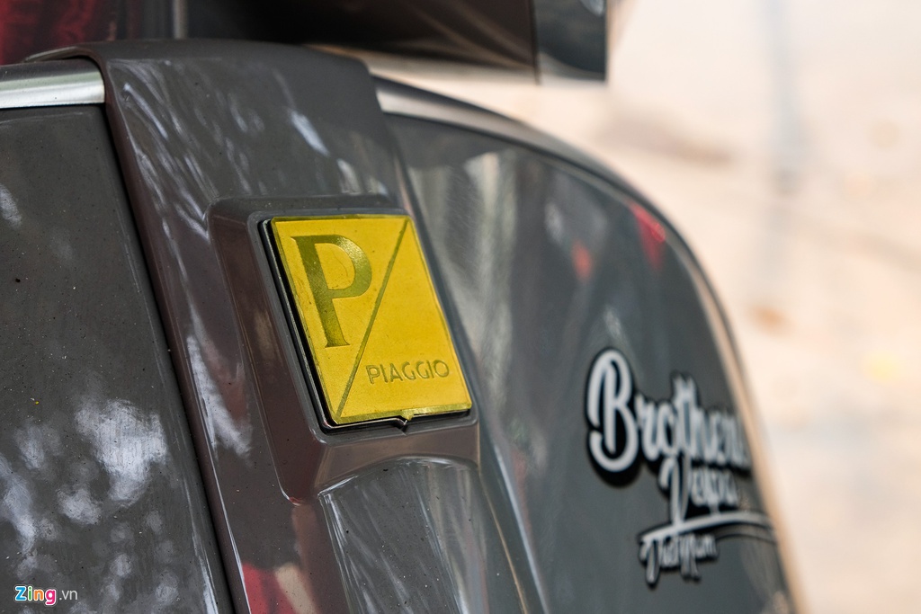 Vespa GTS 300 HPE voi goi do tang hieu nang tri gia 150 trieu o TP.HCM hinh anh 5 2_zing.jpg