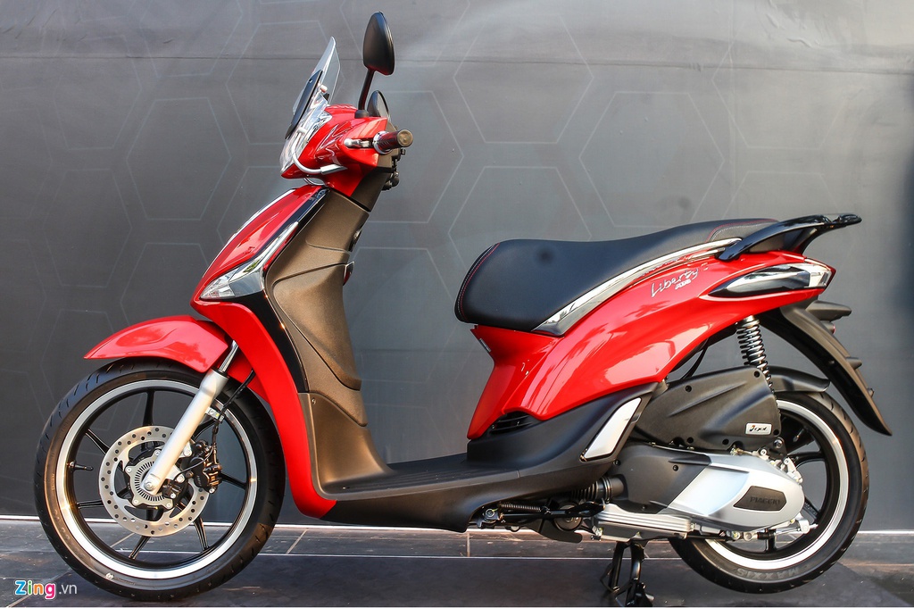 Nhung mau xe may danh cho nam gioi dang mua dip can Tet hinh anh 3 liberty_125_abs_zing_8_1.jpg