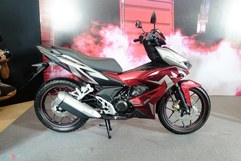 Honda Supra GTR V2 va Winner X - cuoc canh tranh cua 2 the he hinh anh 4 aWinnerX_zing_2.jpg