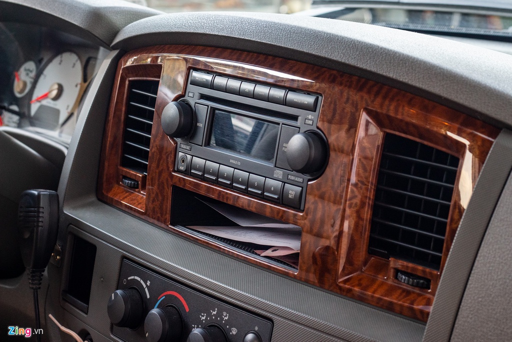 Ban tai 6 banh lam xe cuu ho tai TP.HCM hinh anh 10 IMG_8753_zing.jpg