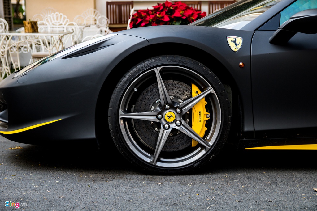 Ferrari 458 Spider hang doc cua hot girl TP.HCM lot xac manh me hinh anh 5 IMG_9181_zing.jpg