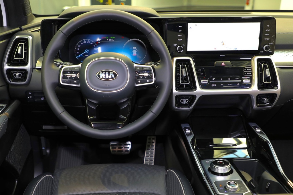 Hyundai Santa Fe doi dau Kia Sorento 2021 hinh anh 9 Kia_Sorento_2021_1600_2c.jpg