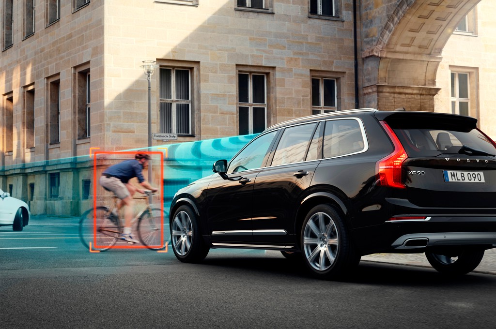 He thong ho tro lai tren oto khong the thay the tai xe hinh anh 3