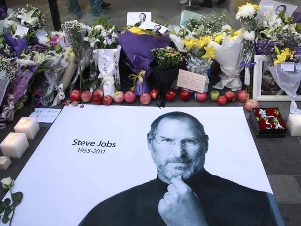 iPhone 4, Tinder va nhung khoanh khac cong nghe an tuong nhat thap ky hinh anh 7 Z14416122019.jpg