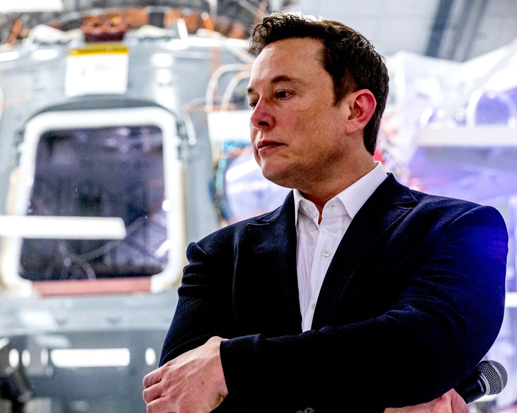 Giai ma SpaceX: Cong ty cua Musk lay tien o dau de thay doi the gioi? hinh anh 2 Elon_Musk_Getty.jpg