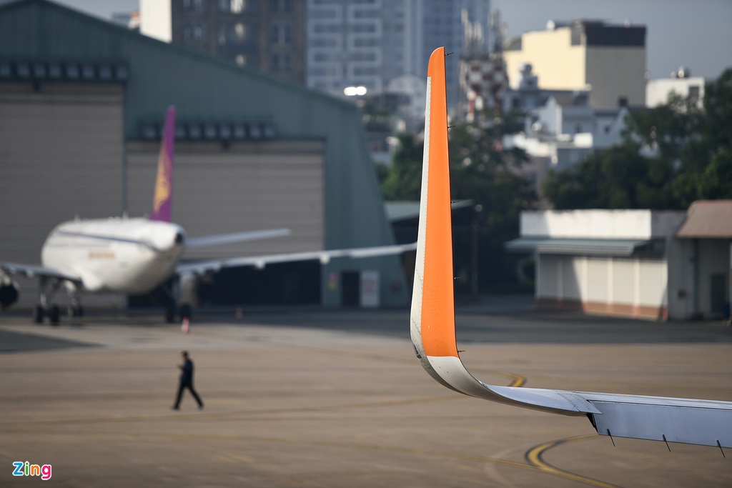 nha ga hang khong Tan Son Nhat vang ve anh 5