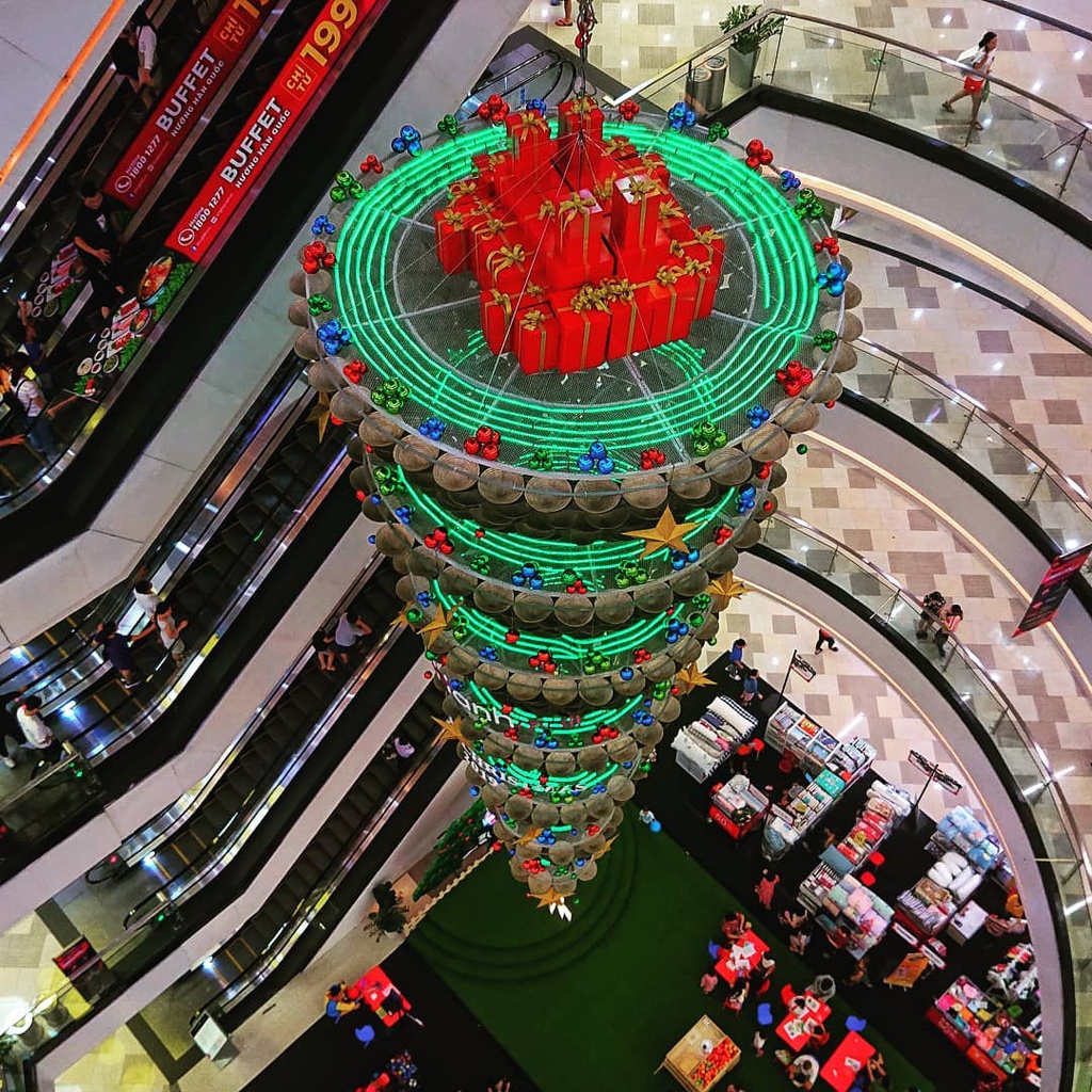 Nhung cay thong doc dao, lap ky luc Viet Nam qua cac mua Noel hinh anh 5 2_saigonscenes.jpg