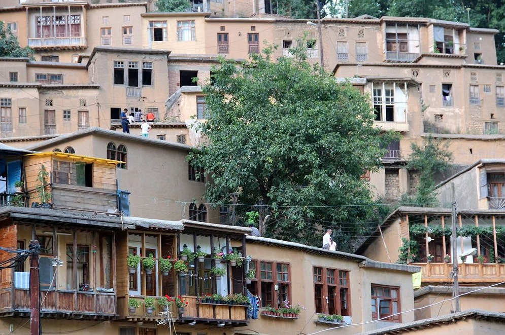 Noi nguoi dan di lai tren mai nha nghin nam o Iran hinh anh 6