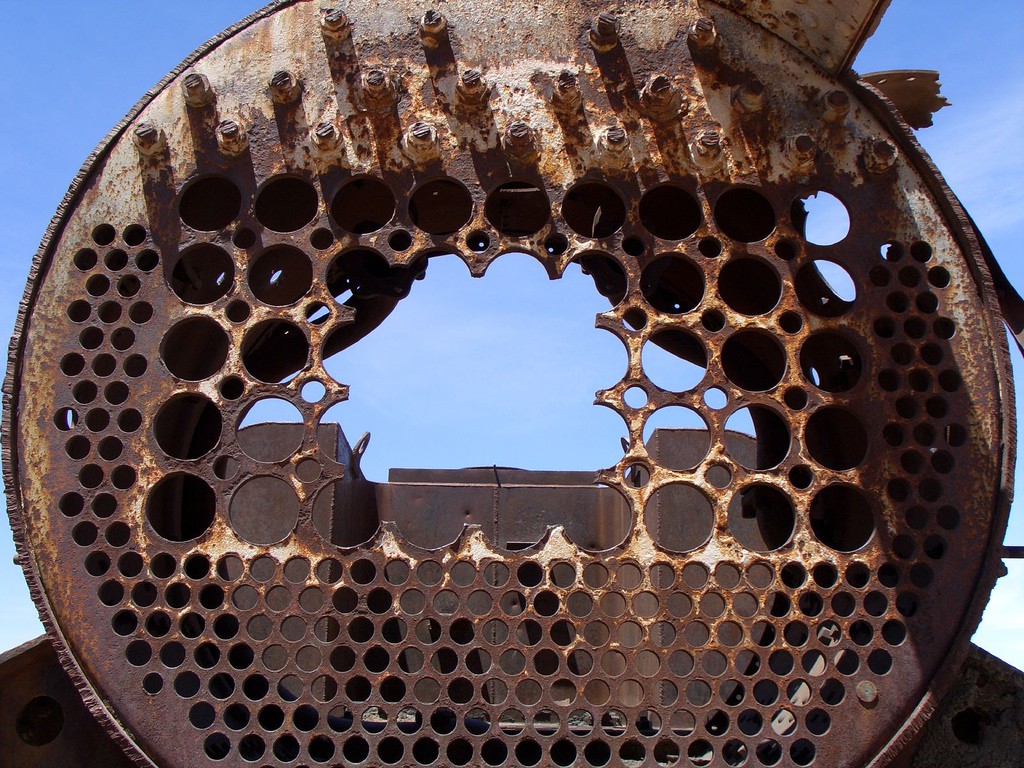 Nghia dia tau hoa khong lo giua sa mac hinh anh 6