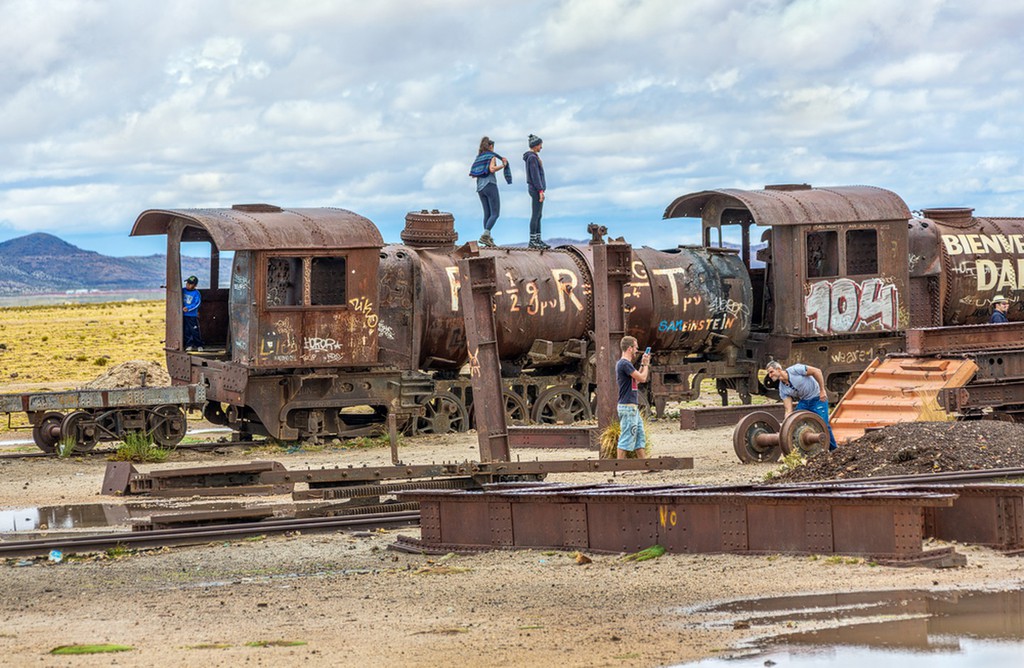 Nghia dia tau hoa khong lo giua sa mac hinh anh 7