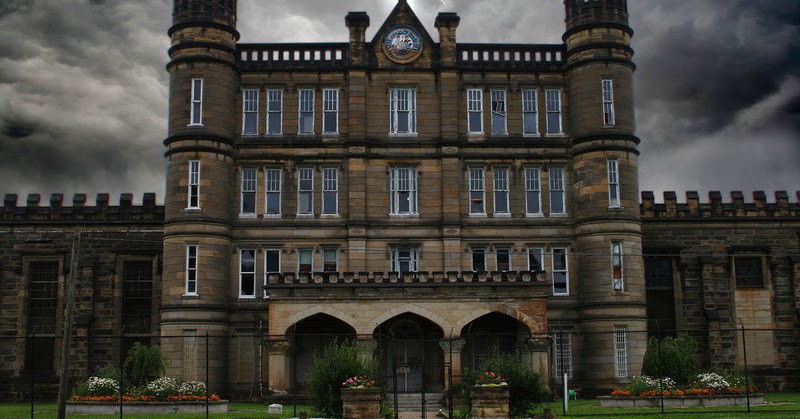 Cau chuyen dang sau 7 diem ma am noi tieng nuoc My hinh anh 1