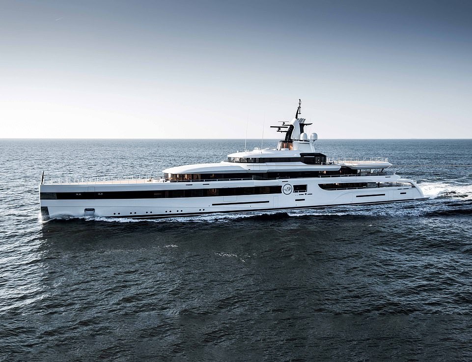 8 sieu du thuyen xa hoa nhat hanh tinh hinh anh 7 6_(1).jpg