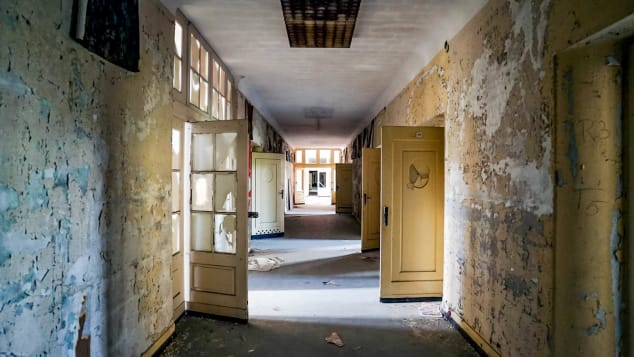 Co gi ben trong 'Tu Cam Thanh' bi bo hoang, do nat cua Lien Xo cu hinh anh 6