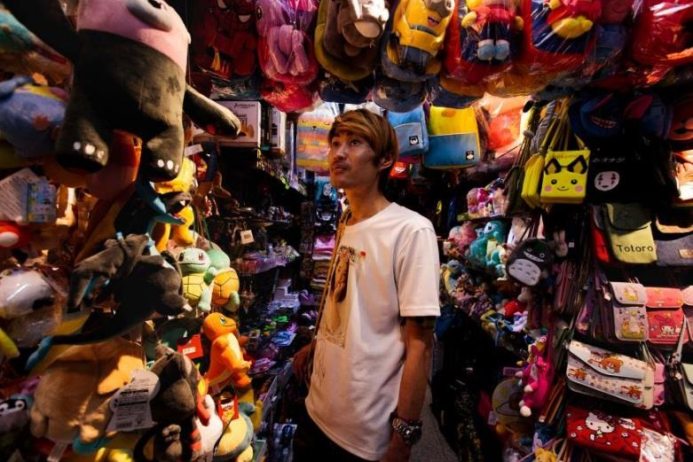 Thieu thon tinh cam, dan ong Trung Quoc vung tien cho nu streamer hinh anh 5