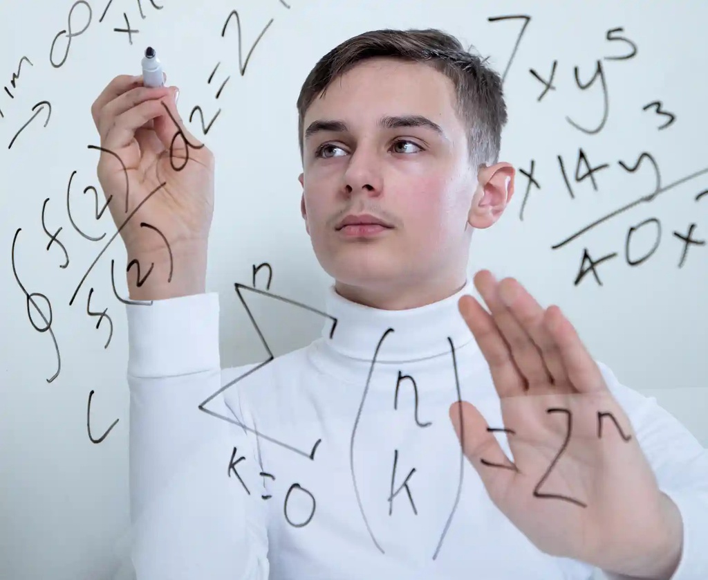 Nhung than dong co IQ dinh nhat the gioi bi ghet nhieu hon yeu hinh anh 6 c34.jpg