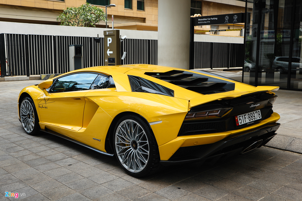 Lamborghini Aventador S nang cap ngoai hinh sau su co tai Car Passion hinh anh 5 