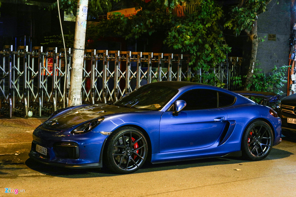 Can canh Porsche Cayman do phong cach xe dua o TP.HCM hinh anh 11