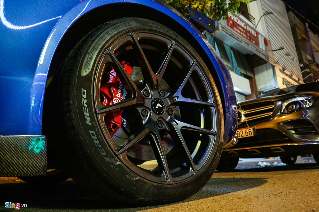 Can canh Porsche Cayman do phong cach xe dua o TP.HCM hinh anh 5