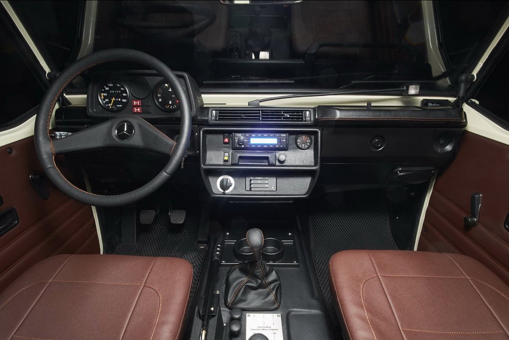 Xe nha binh Mercedes-Benz G-Class 'Wolf' lot xac nhu moi sau 28 nam hinh anh 5