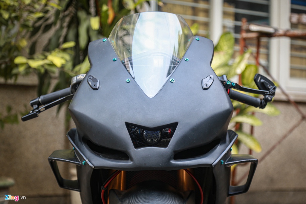 Aprilia RSV4 do theo phong cach MotoGP ton 400 trieu hinh anh 3 RSV4_GP_zing_(18).jpg