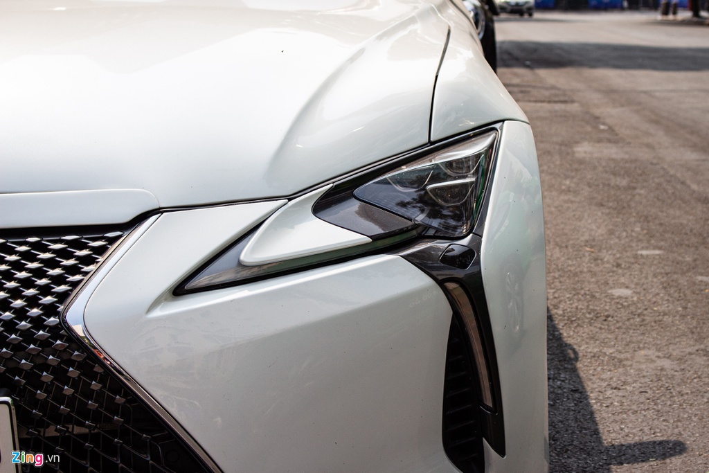 Dan choi bien xe mui tran doi cu Lexus SC430 thanh LC500h tai TP.HCM hinh anh 4 Lexus_SC430_11_zing.jpg