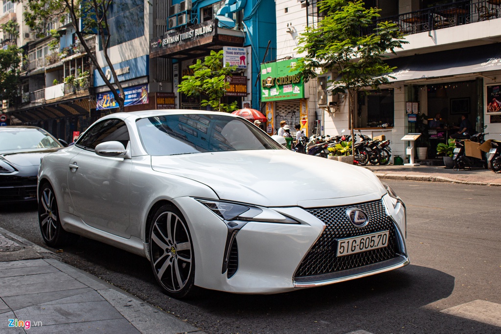 5 Mẫu Xe Lexus Mui Trần Cũ Đáng Sở Hữu Nhất Hiện Nay