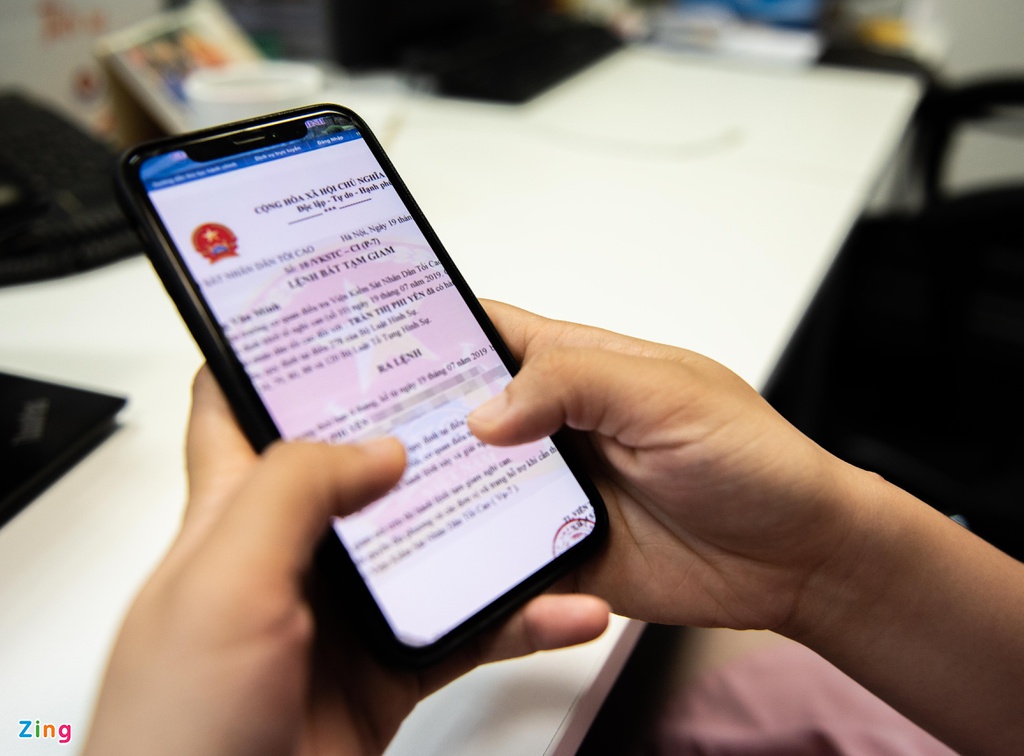 Lua dao chuyen tien qua dien thoai anh 2