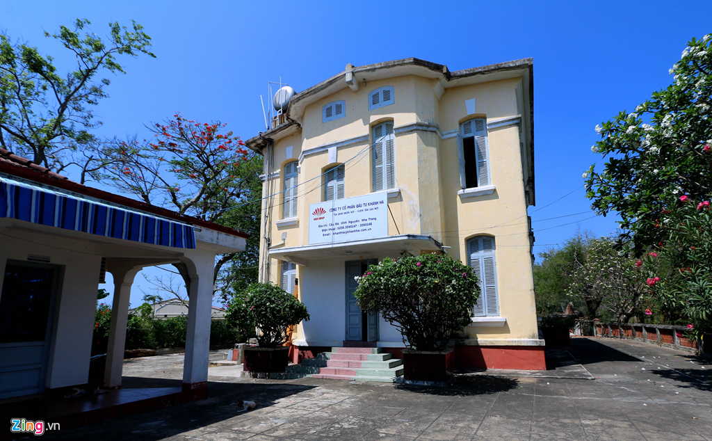 Di tich lau Bao Dai bi cao troc, hoang tan lanh leo hinh anh 6