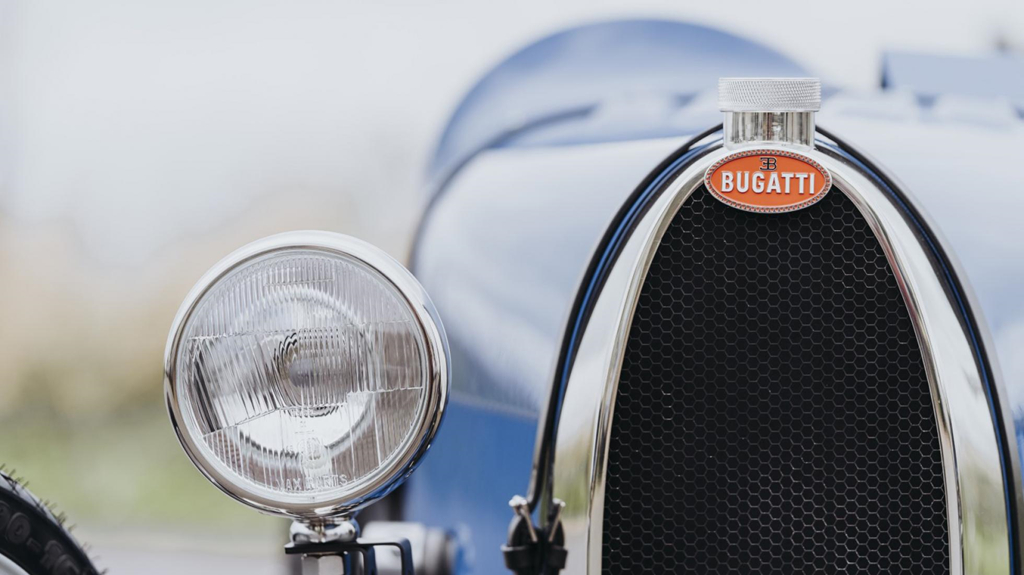 Bugatti ra mat xe chay dien gia chi 33.000 USD hinh anh 3 