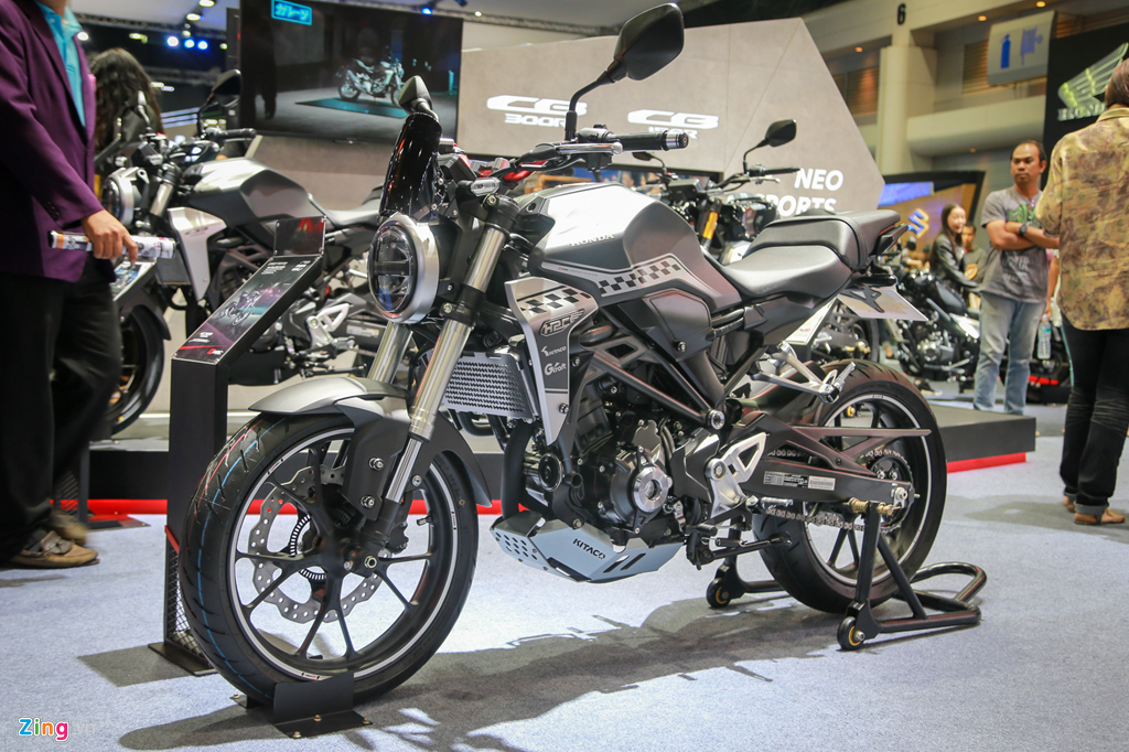Cung muc gia 140 trieu, chon Honda CB300R hay Yamaha MT-03? hinh anh 2