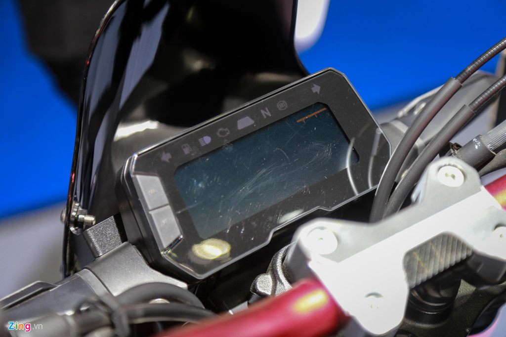 Cung muc gia 140 trieu, chon Honda CB300R hay Yamaha MT-03? hinh anh 8