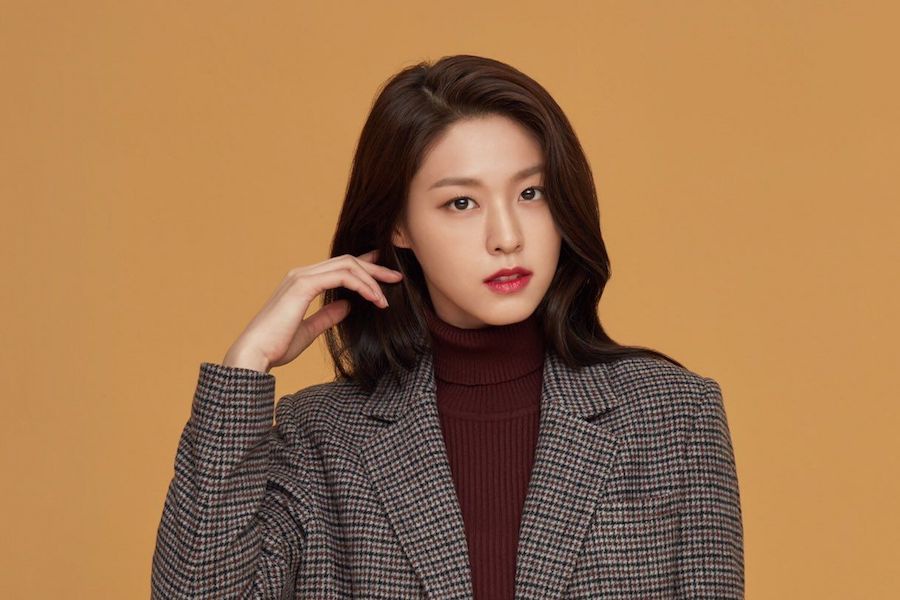 Bieu tuong sac dep Han bi chi trich vi thich an thit doi la ai? hinh anh 5 DqKInp8U8AEUs93.jpg