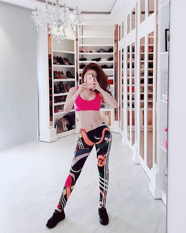 Ben trong biet thu xa hoa cua gia dinh Bao Thy hinh anh 7