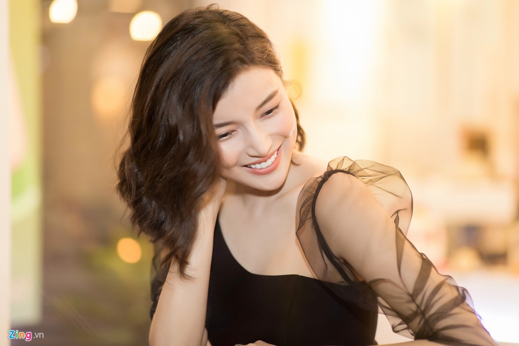 Cao Thai Ha tuyen bo tam dung dong phim, chuyen sang ban tao pho hinh anh 7