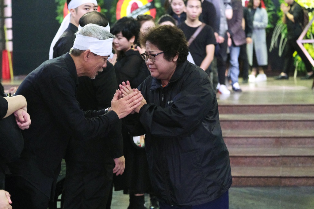 Xuan Bac, Bao Thanh va dong dao nghe si tien dua Truong Nhuan hinh anh 4 XXPT6073.JPG