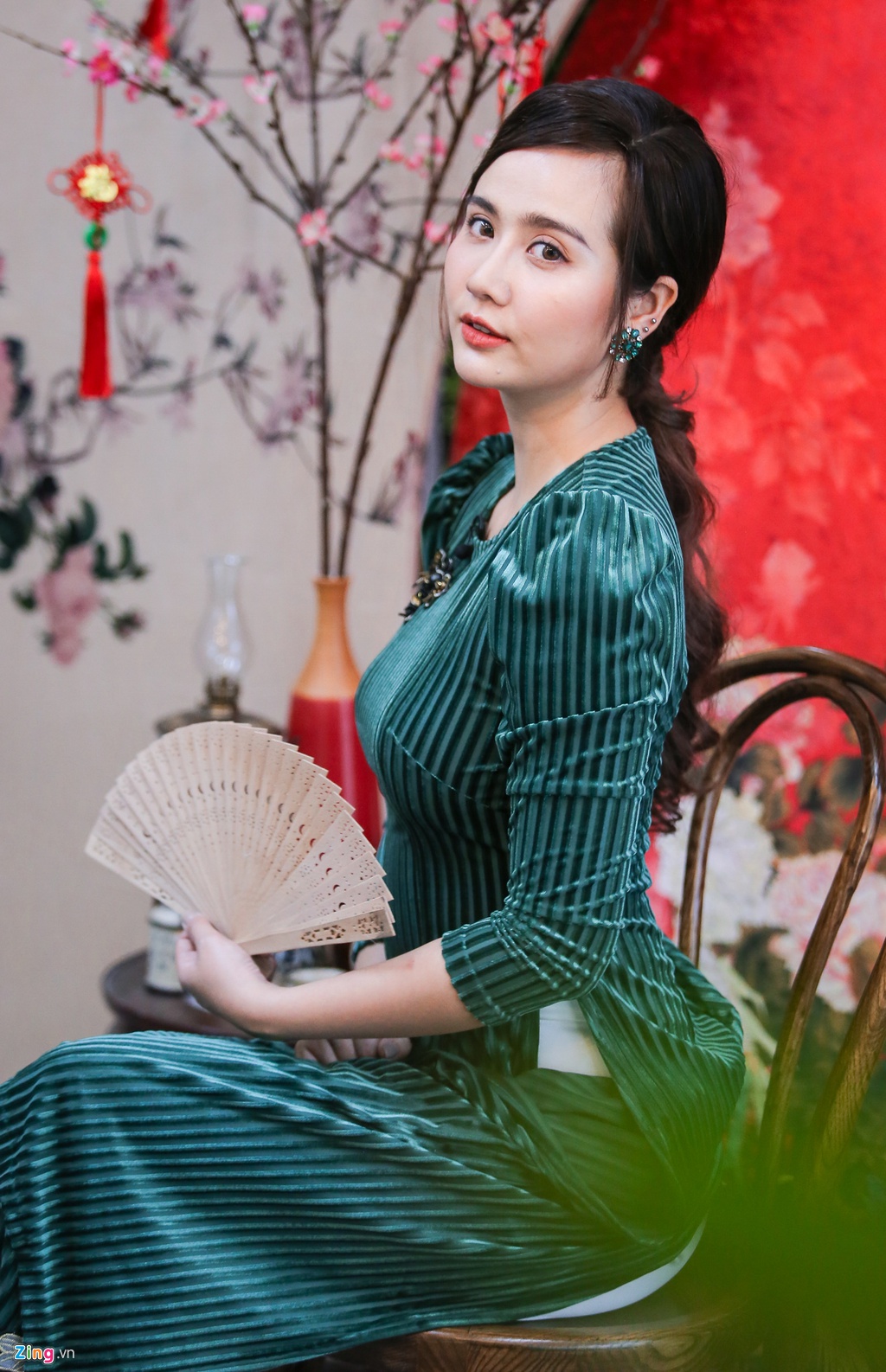 Huyen Lizzie sau ly hon: 'Minh noi loan cung chang sao' hinh anh 3 IMG_1374_zing.jpg