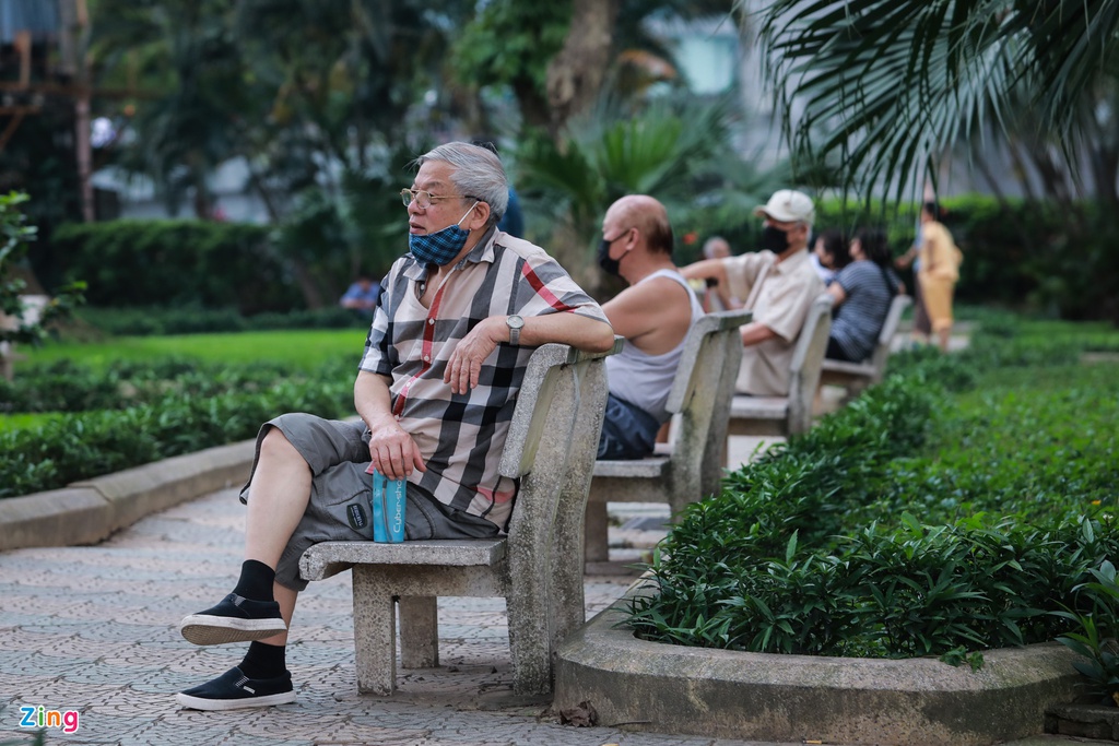 Tu 4/4, Ha Noi se kiem tra nhung nguoi ra ngoai duong hinh anh 3 11_zing_1.jpg