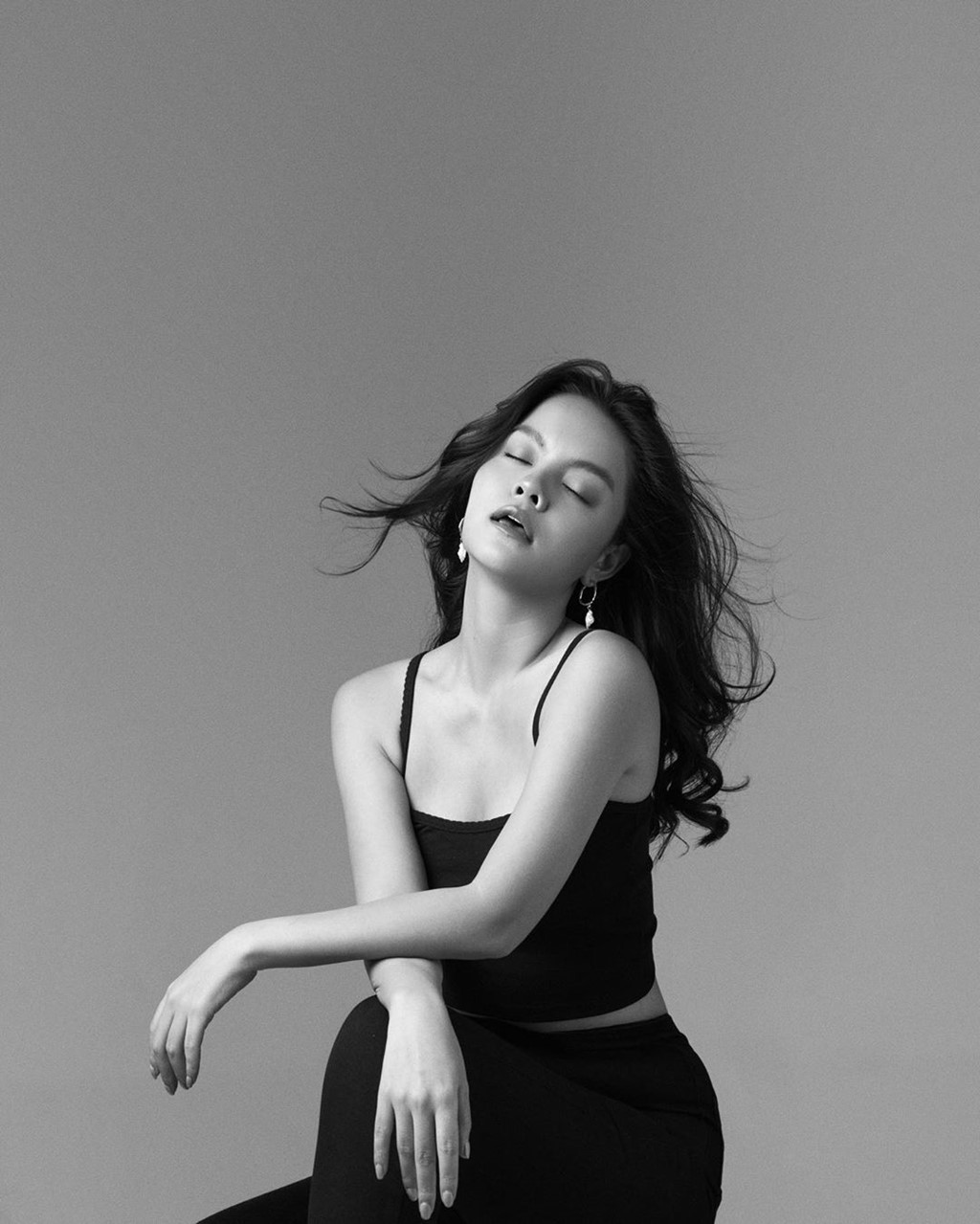 Pham Quynh Anh lan hiem hoi dang anh mac bikini hinh anh 6