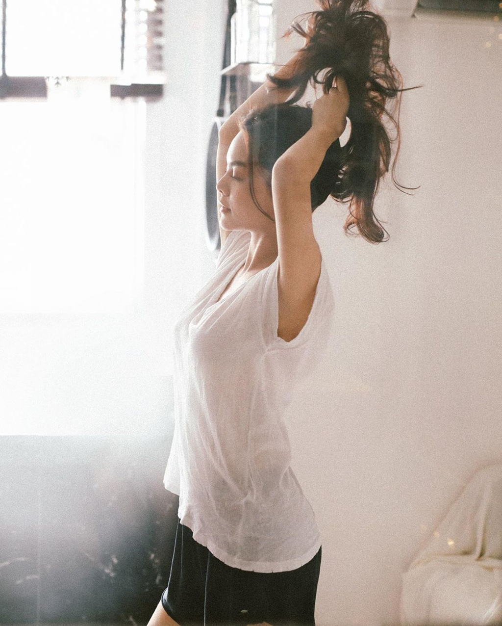 Pham Quynh Anh lan hiem hoi dang anh mac bikini hinh anh 2