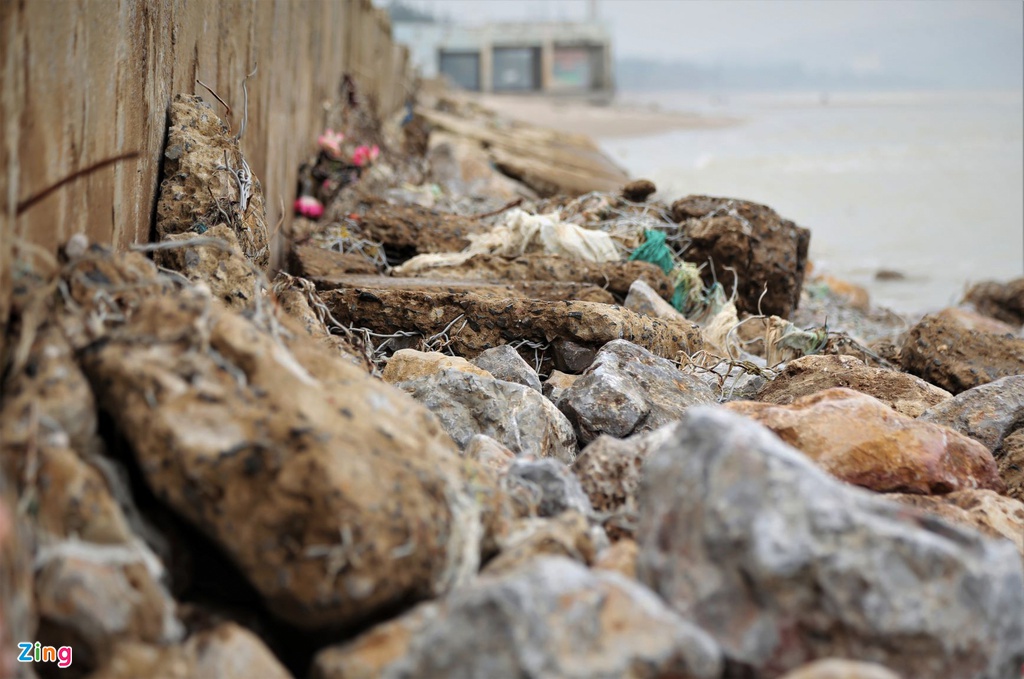 ke bien Cua Lo bi song danh tan anh 7