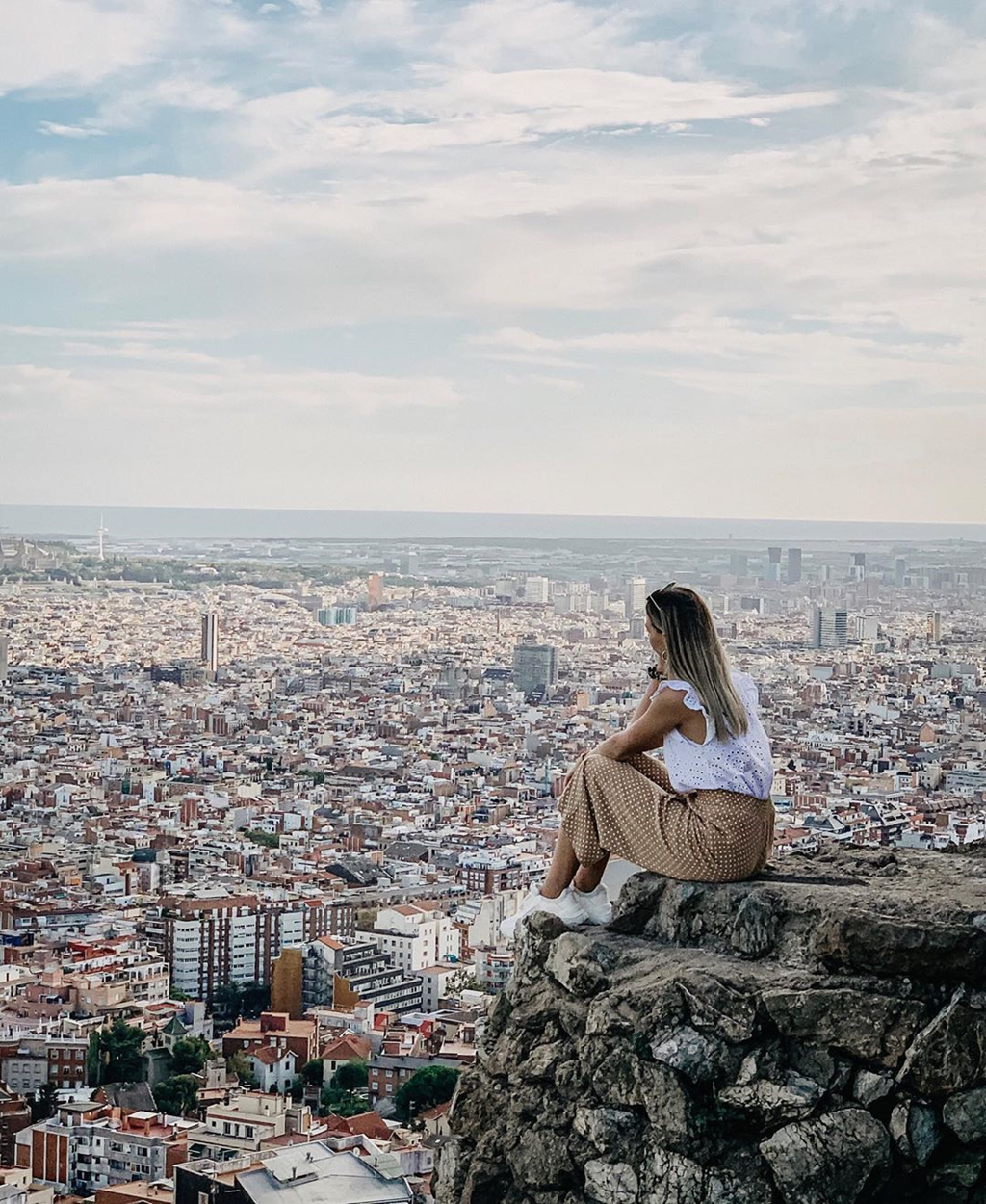 Nhung quoc gia bo tu, phat tien du khach khoa than noi cong cong hinh anh 9