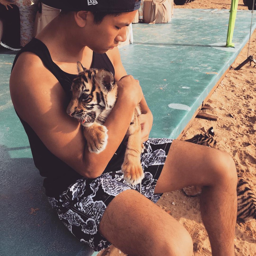 Nhung chuyen du lich dat tien cua hoang tu Brunei hinh anh 12