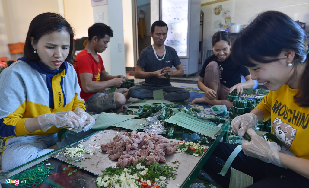 Lam 1.000 chiec nem chua moi ngay dip can Tet hinh anh 1 nemchua_zing_14_.jpg