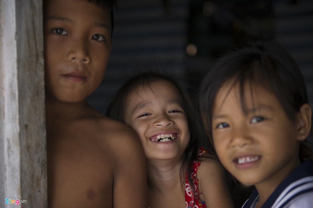 Xom dao o Ca Mau sau bien co trieu cuong hinh anh 12