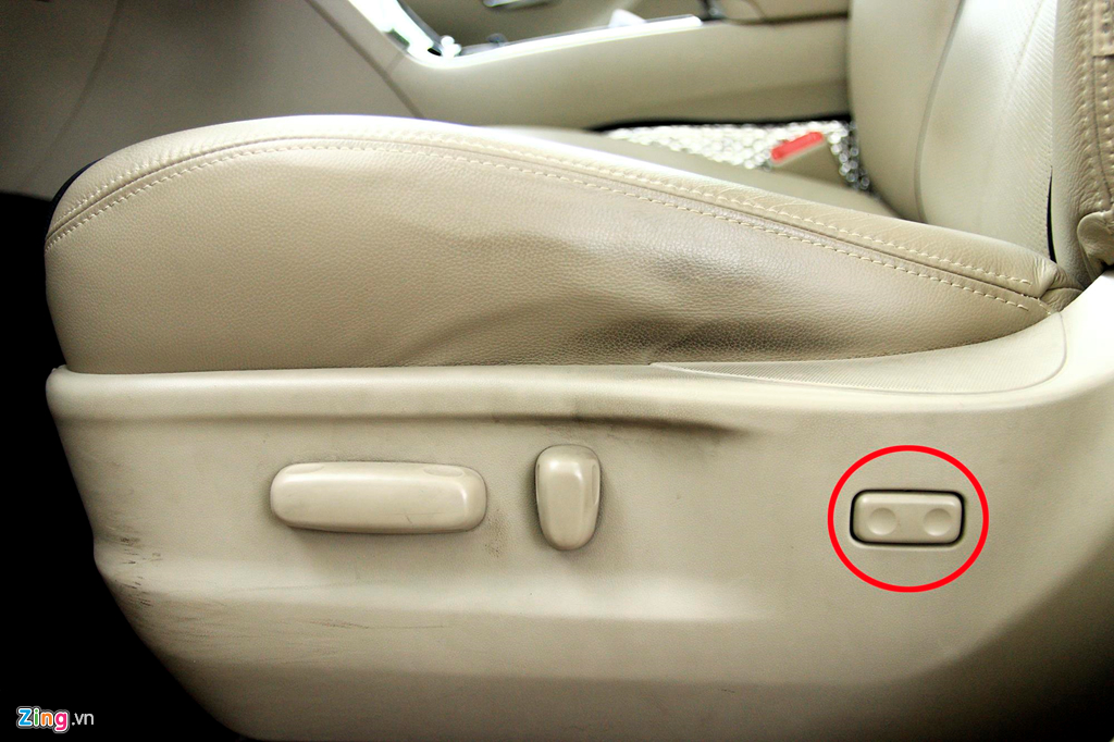 Toyota Venza 10 nam tuoi gia gan 800 trieu dong hinh anh 12